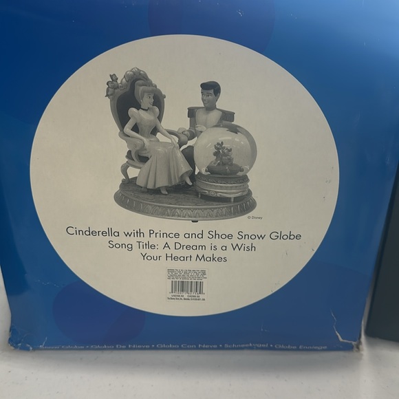 Collector - Cinderella with princess and shoe snow globe - Picture 2 of 2